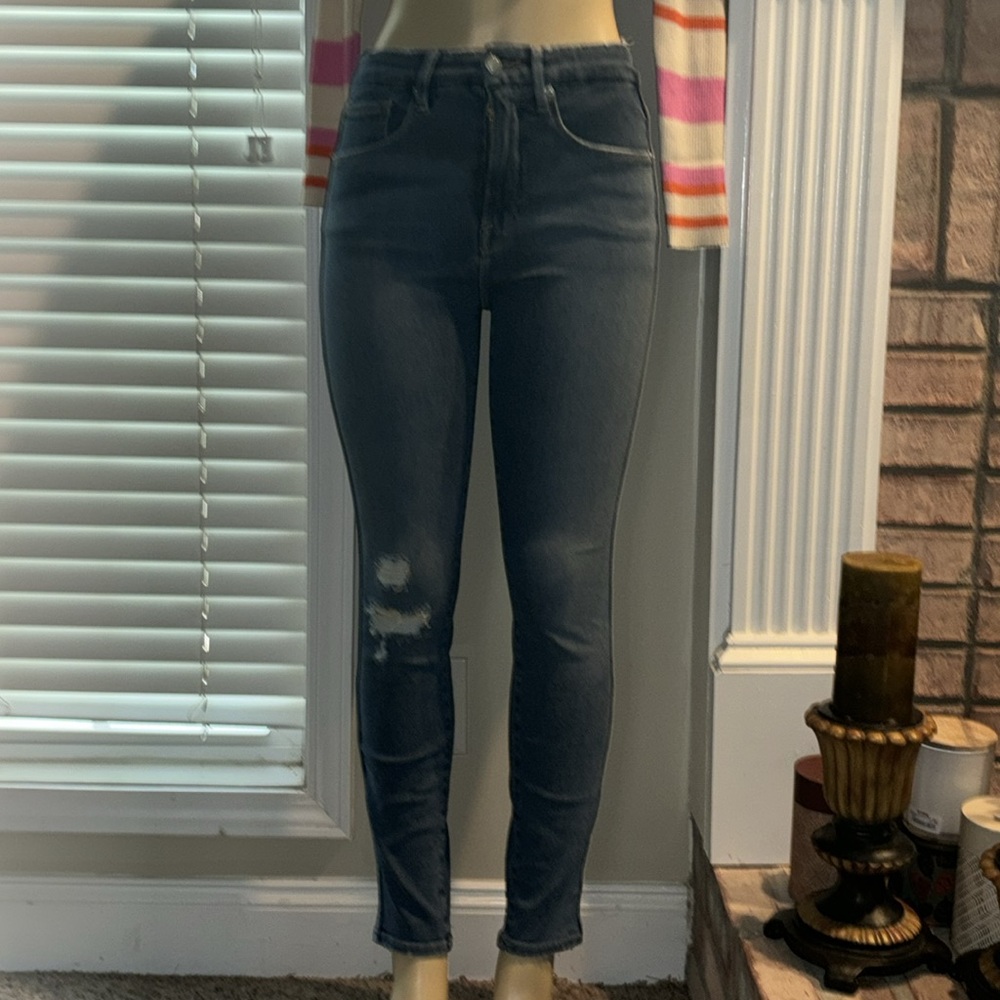 Good American- Good Curve Skinny Jeans size 4/27 - Picture 2 of 6